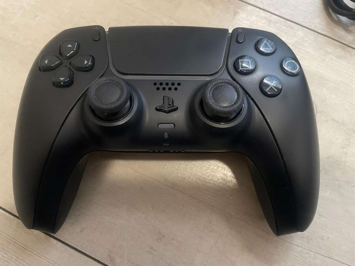 Playstation 5 ( PS5 ) Console Disk Version - Pre-Owned