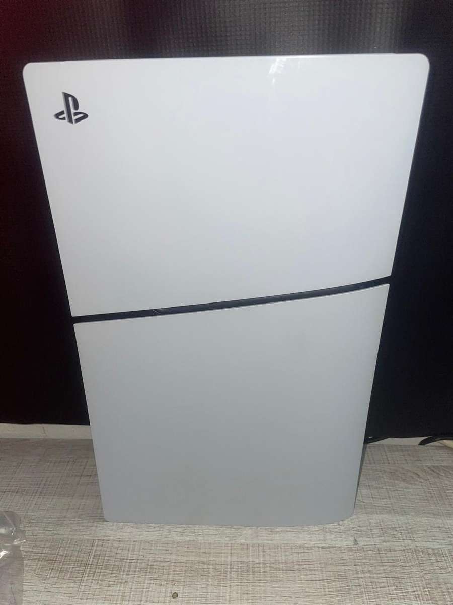 Playstation 5 ( PS5 ) Slim Console Disk Version - Pre-Owned