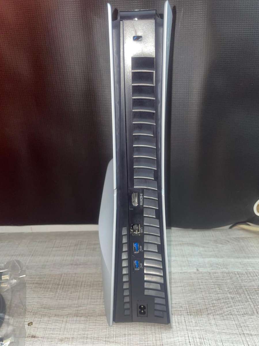 Playstation 5 ( PS5 ) Slim Console Disk Version - Pre-Owned