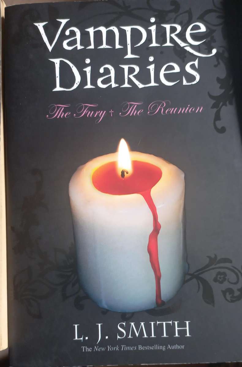 The Vampire Diaries Collection  L.J. Smith (for reseller)