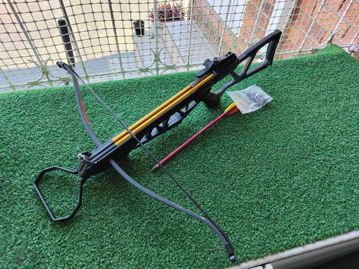 Man Kung 120lb Crossbow
