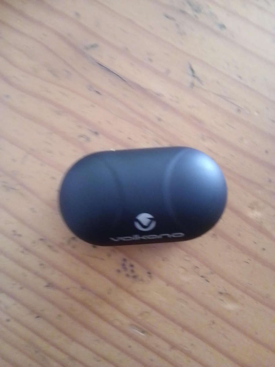 Volcano Scorpio earphones