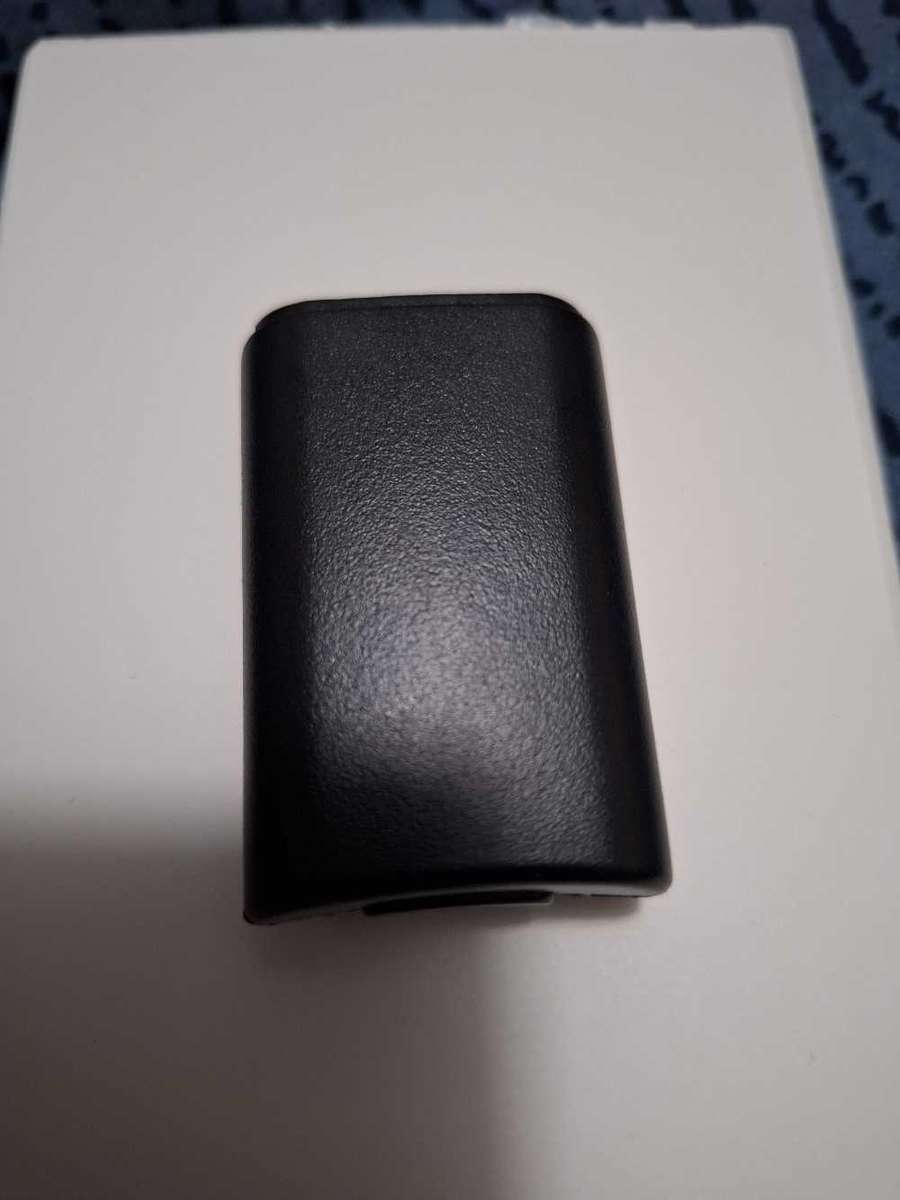 XBOX 360 - Third Party Replacement Battery Holder