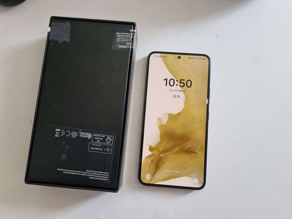 Samsung Galaxy S22 (256GB)