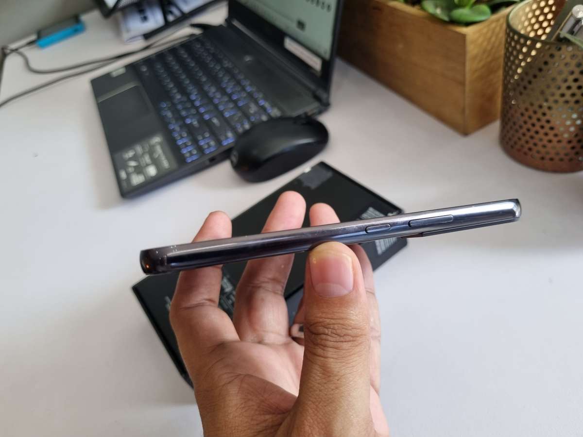 Samsung Galaxy S22 (256GB)