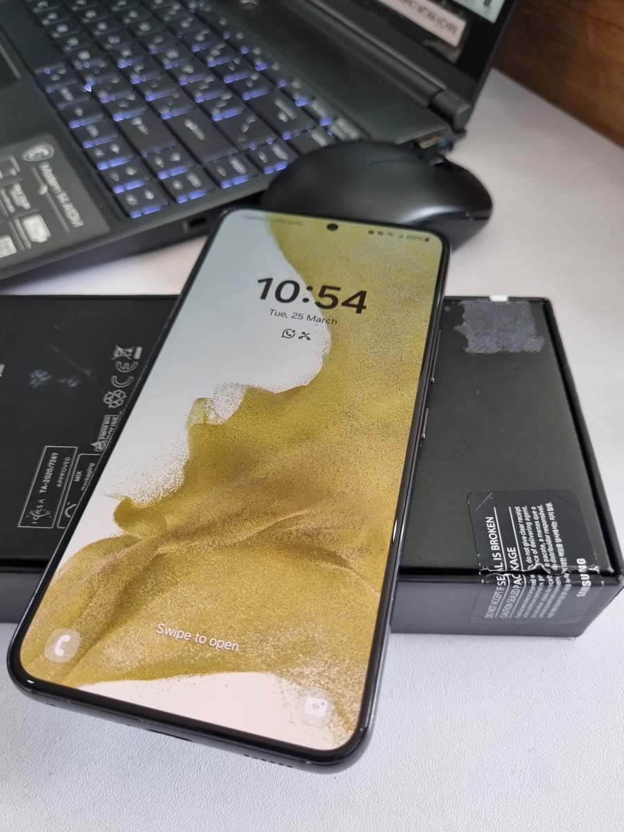 Samsung Galaxy S22 (256GB)