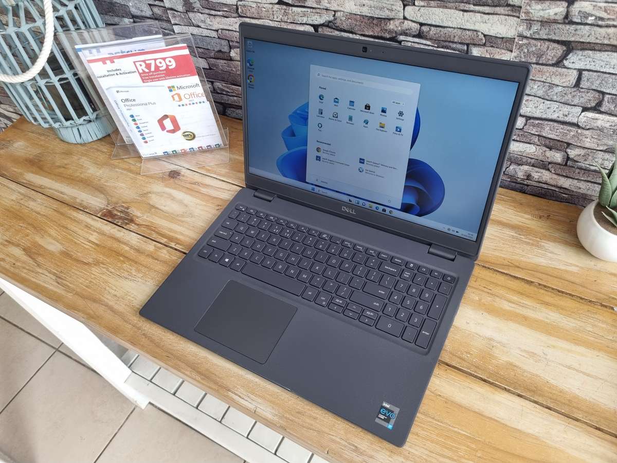 Dell Latitude 3510 Core i7 - 10510U/ 12GB DDR4 RAM/ 256GB NVMe SSD/ 15.6" FHD 1080/ Backlit LED Keys