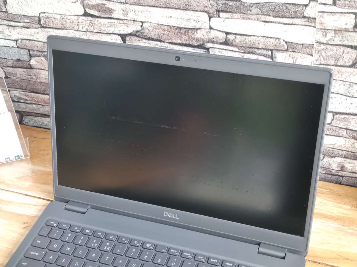 Dell Latitude 3510 Core i7 - 10510U/ 12GB DDR4 RAM/ 256GB NVMe SSD/ 15.6" FHD 1080/ Backlit LED Keys