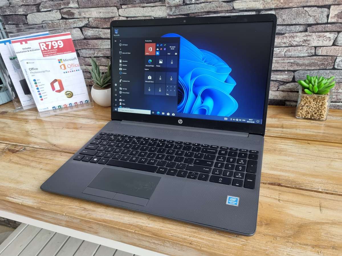 HP Notebook 250 G8 Pentium Silver N5030/ 4GB RAM/ 128GB NVMe SSD/ 15.6" 760p/ Intel UHD Graphics