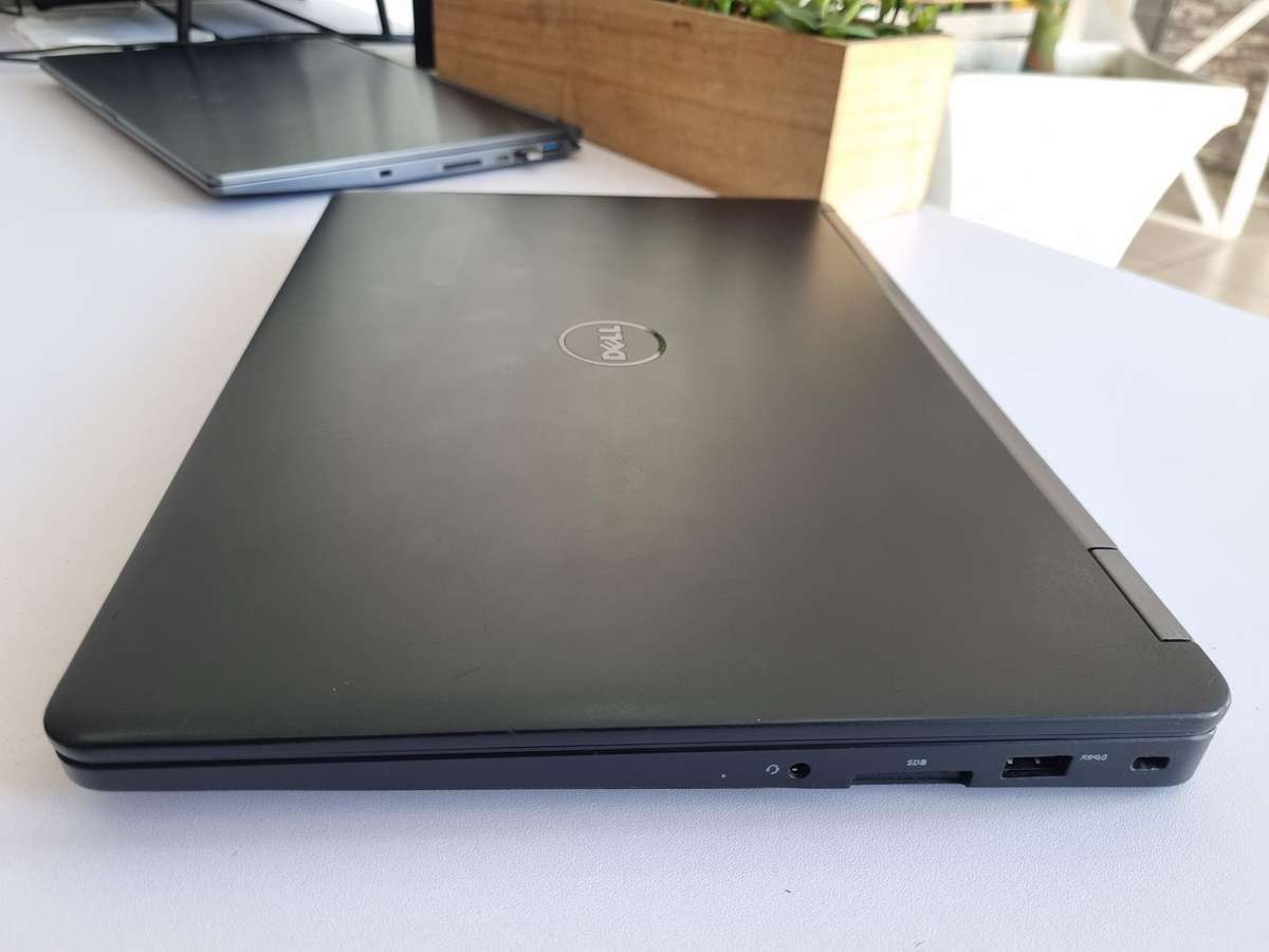 Dell latitude 5470 Core i5 - 6200U/ 8GB DDR4/ 500GB HDD/ 14" FHD 1080p Display/ Backlit Keys