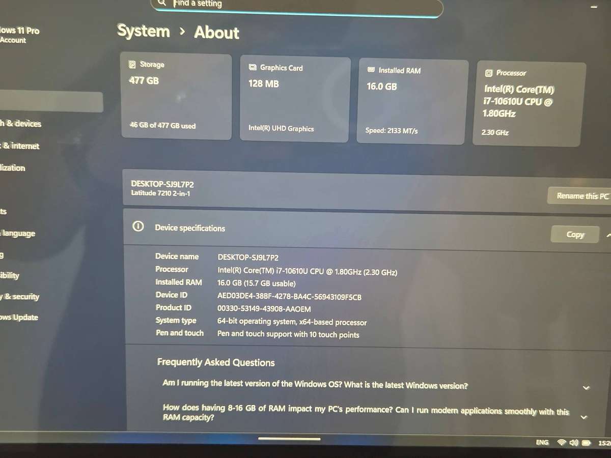 Dell latitude 7210 2-in-1 Ultrabook Core i7 - 10610U/ 16GB DDR4 RAM/ 512GB SSD/ FHD Touch Screen