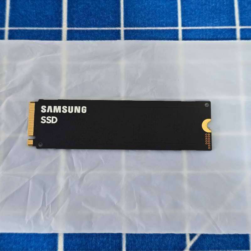 Samsung 512GB M.2 PCIe Gen3x4 NVMe SSD