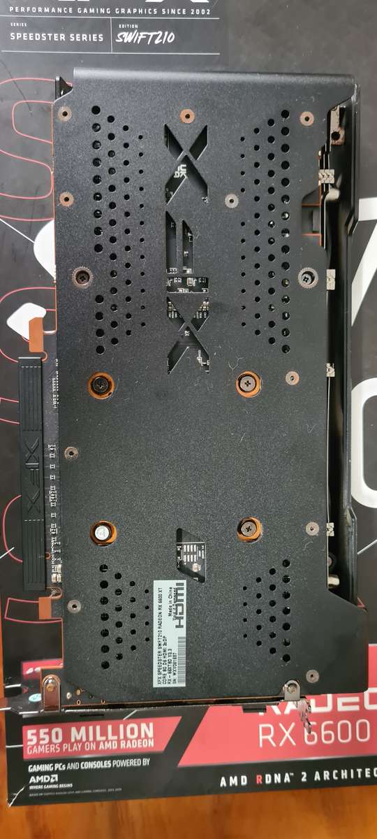 AMD RX 6600 XT SWIFT 210 PCIe 4.0