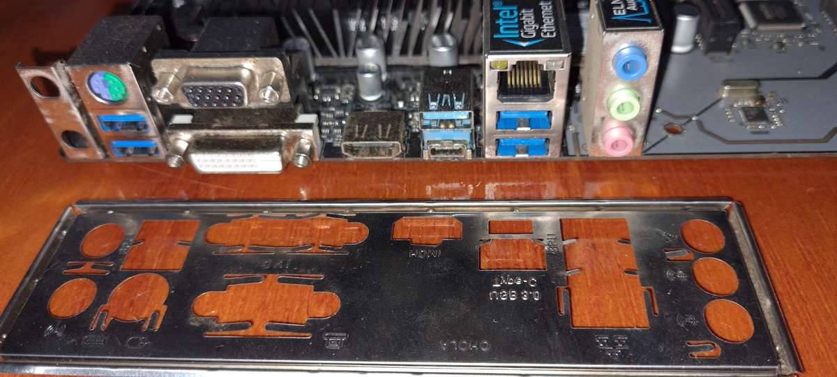 ASRock Z370 Pro4 Intel 8/9th Gen Motherboard