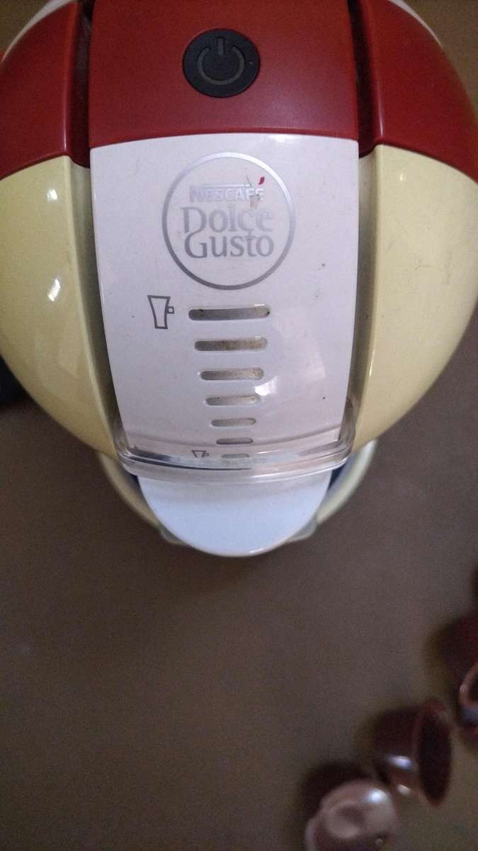 Dolce gusto 'Mini Me' coffee pod brewer + 5 new reusable pods!