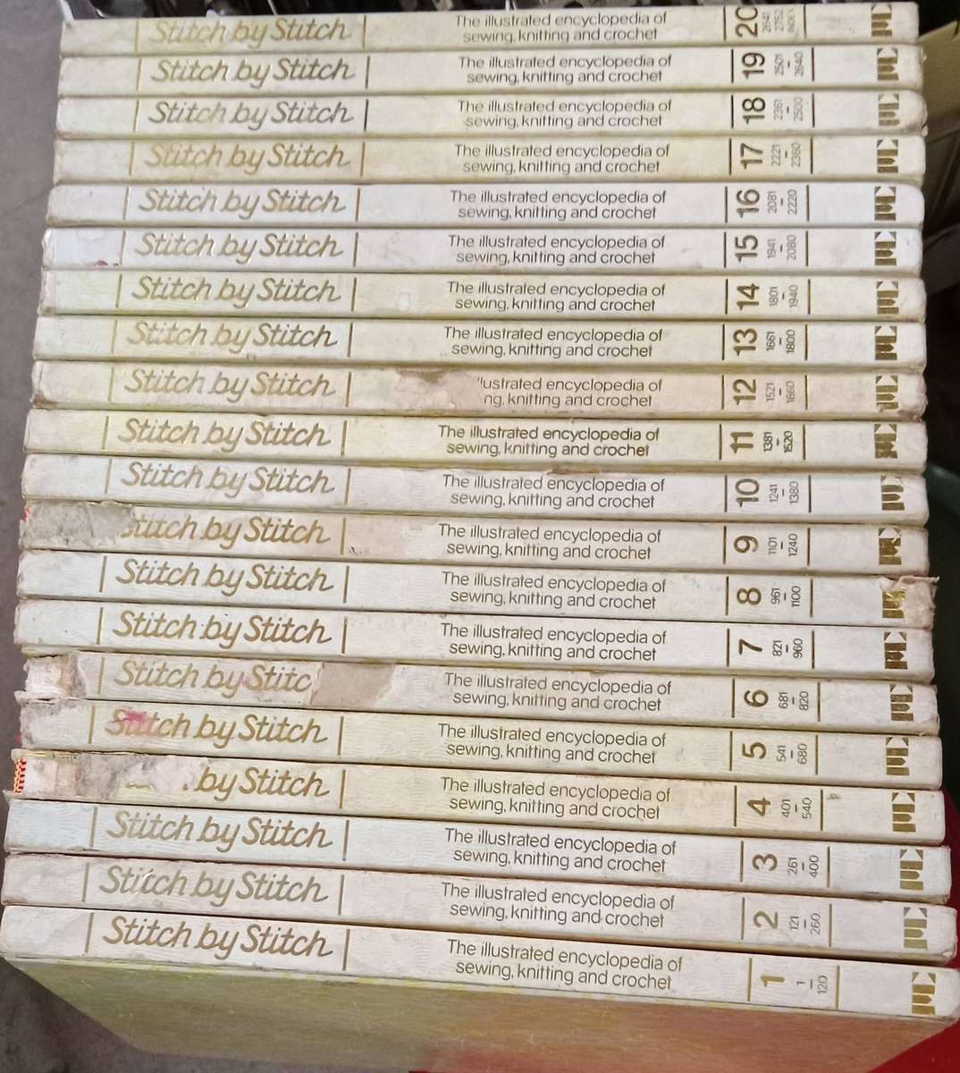 Stitch by stitch 20 volume illustrated encyclopaedia of Sewing,Knitting & Crocheting