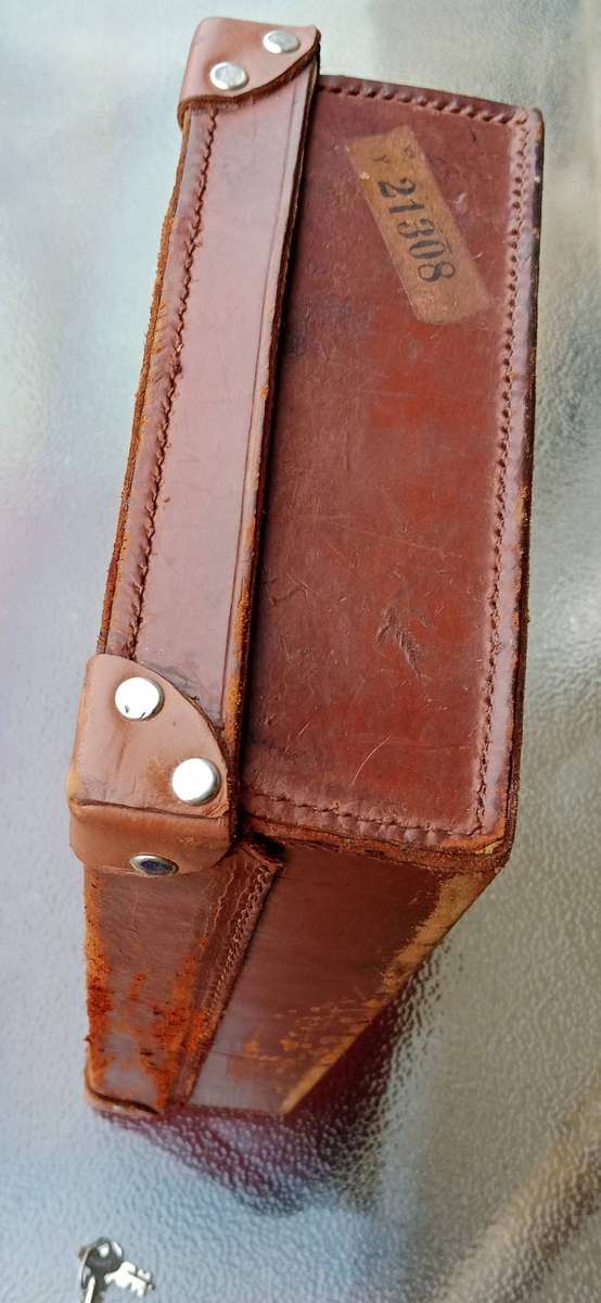 1950s Vintage Brown leather case 36x22x9cm in great condition and still has keys