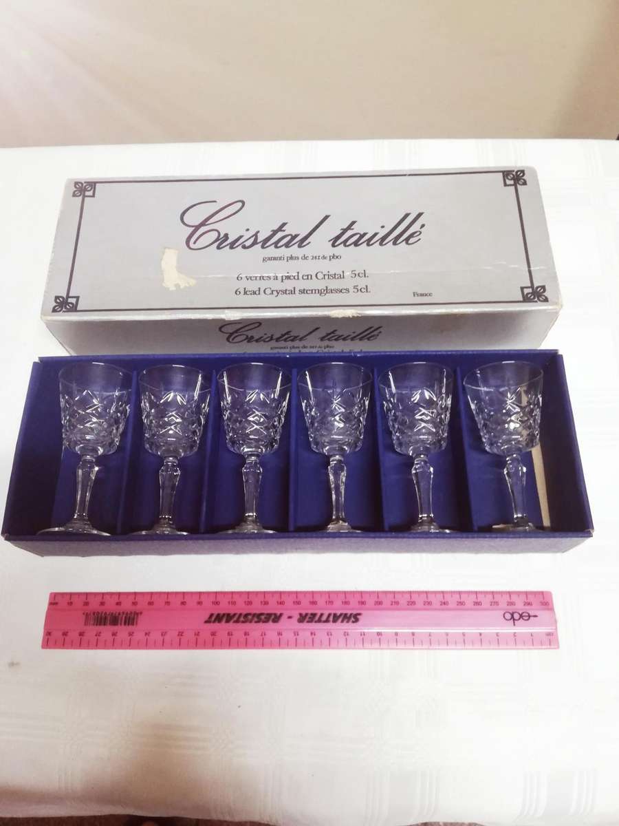 Cristal Taille french lead crystal stem glasses 5cl