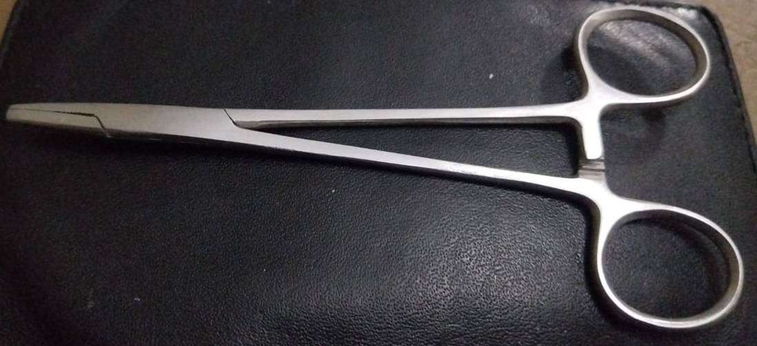 1 lot of 105 assorted steel surgical instruments offered specifically to Bobshop member nixxel