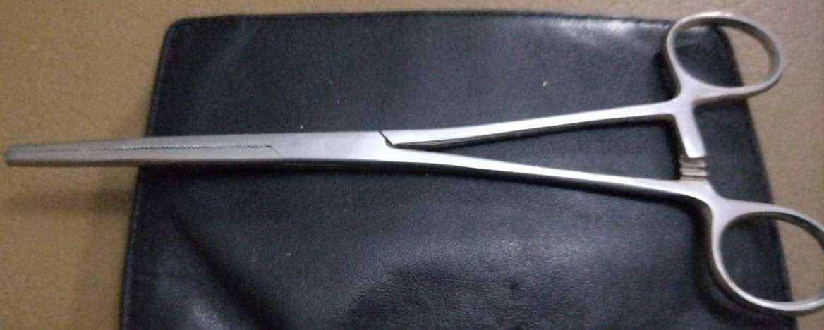 1 lot of 105 assorted steel surgical instruments offered specifically to Bobshop member nixxel