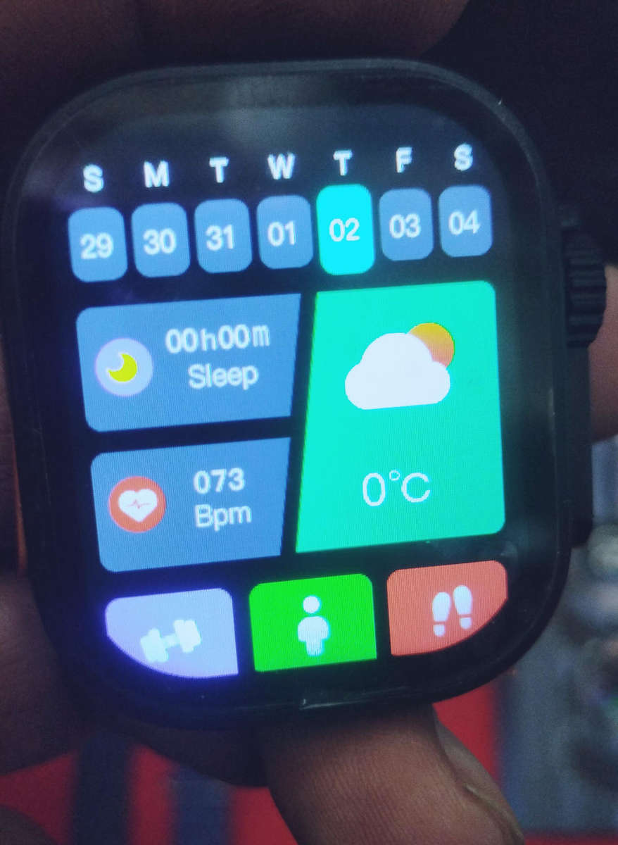 ZT-MAX20 Ladies and Men's Smart watch with magnetic wireless charger & 2 swappable straps