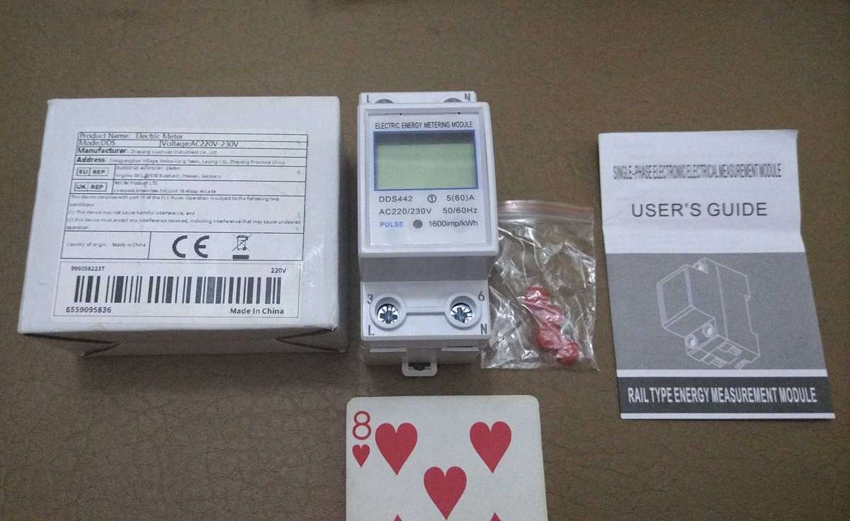 Electronic single phase electricity meter suitable to install in a DB box or open din rail