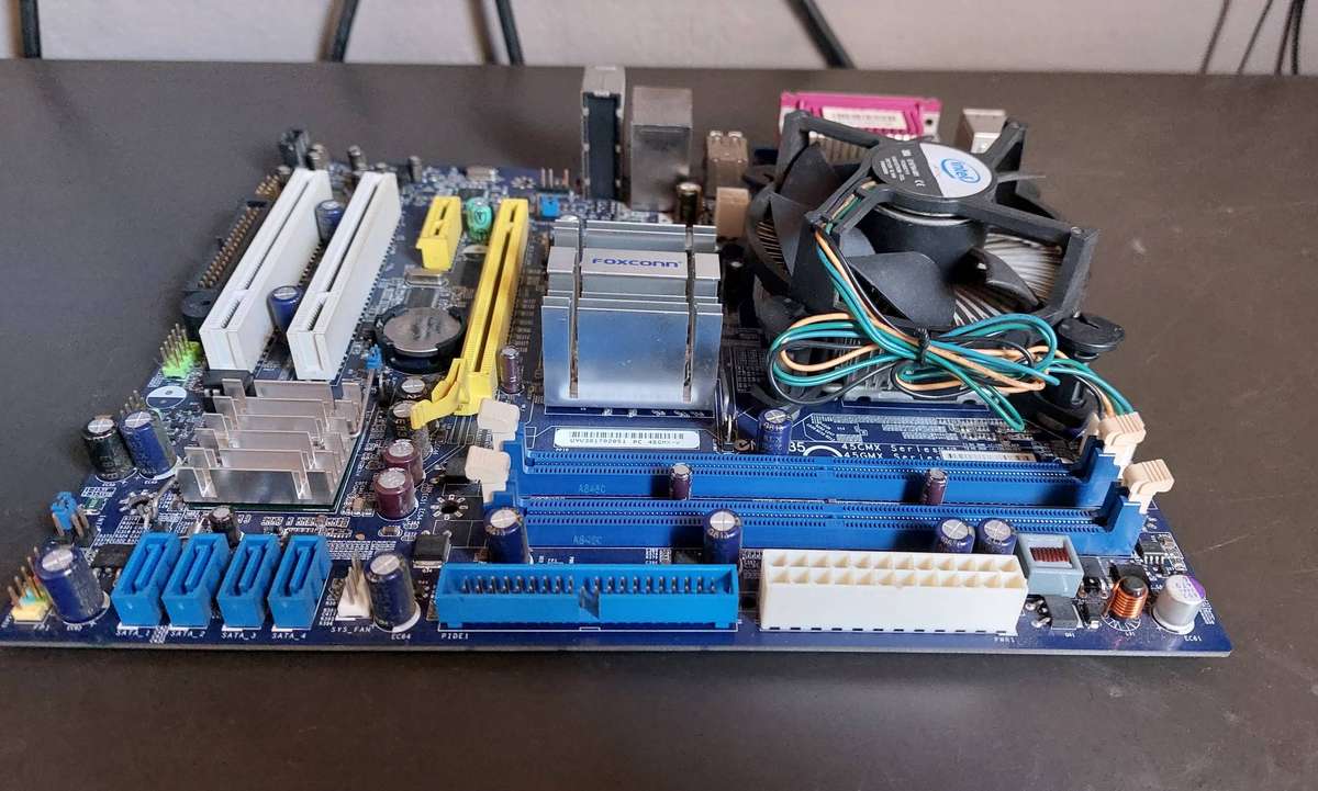 Foxconn N15235  45CMX  45GMX Motherboard