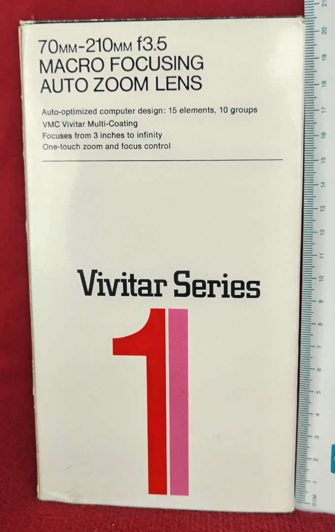 Vivitar Series 1VMC 70mm-210mm f3.5 Macro Focusing Auto Zoom Lens for Olympus Cameras