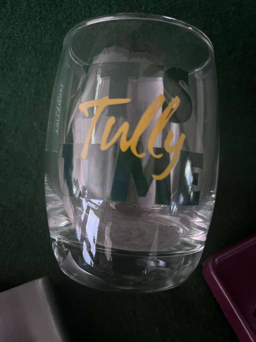 Bar Accessory items : Ice Tray / Glasses