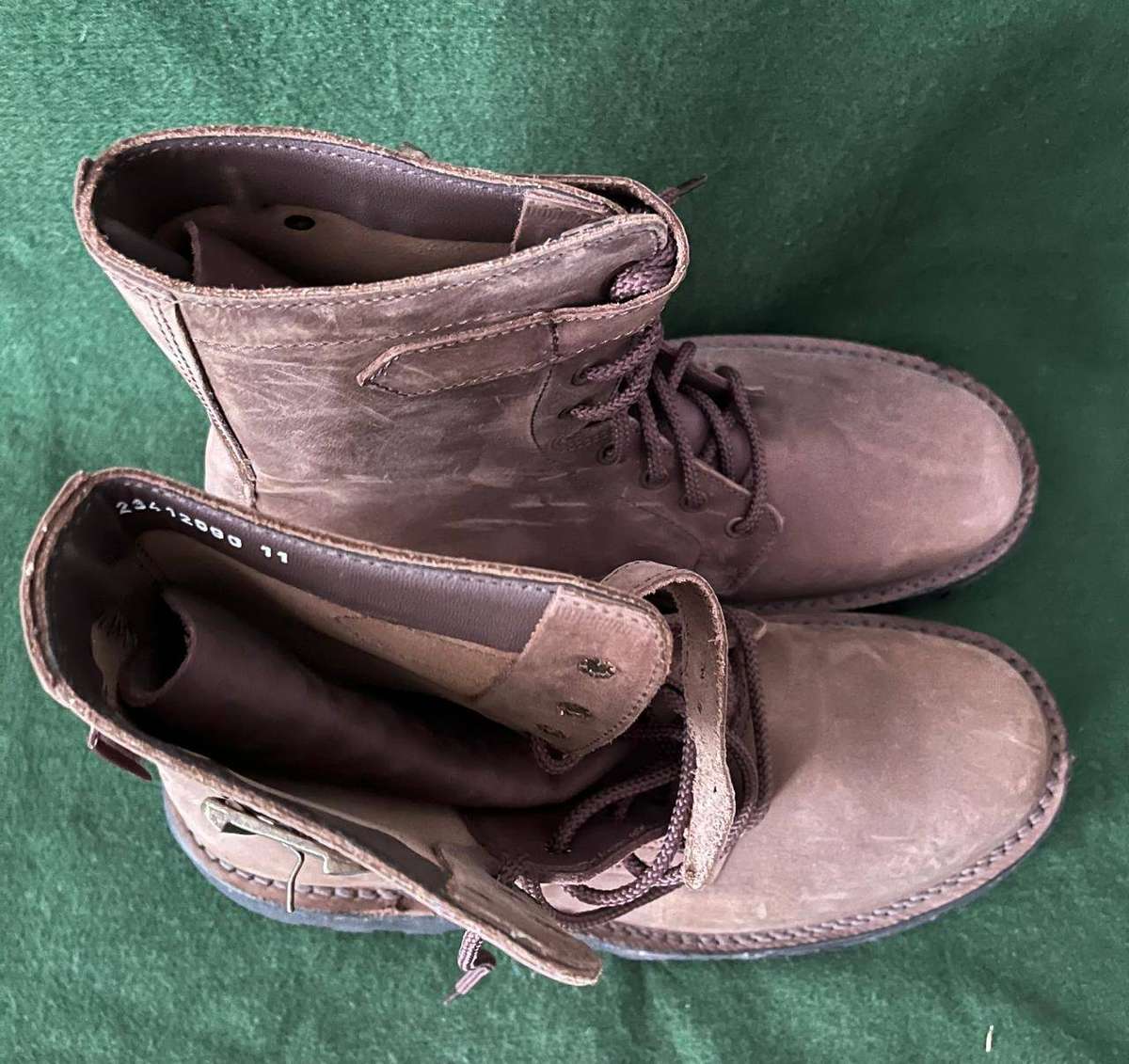 Outdoor Boots : Freestyle Mens Bush Ankle boots : Size 11 - excellent condition - never been worn.
