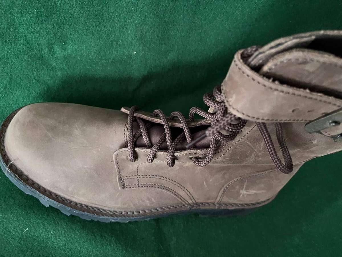 Outdoor Boots : Freestyle Mens Bush Ankle boots : Size 11 - excellent condition - never been worn.
