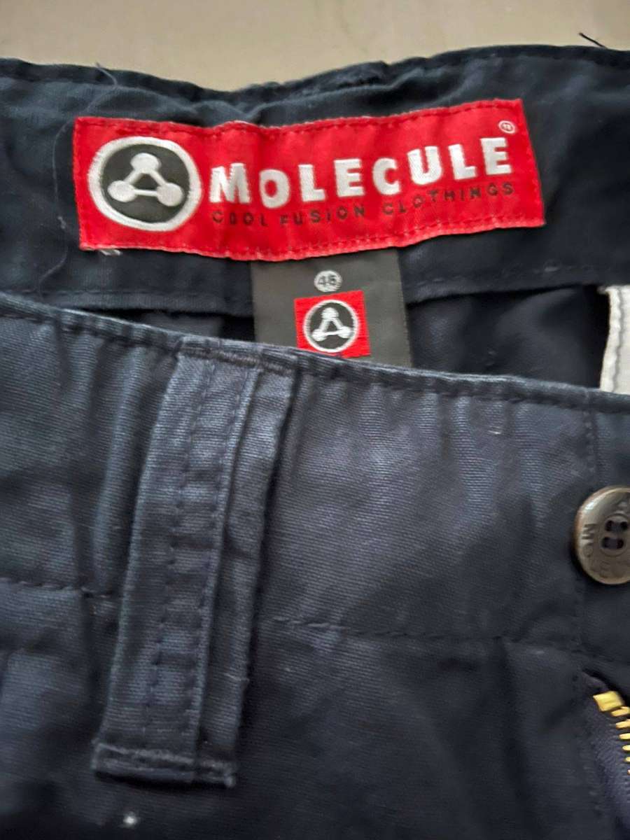 Cargo Shorts : 2 x pairs of Molecule Cargo Shorts - Brand new never been worn