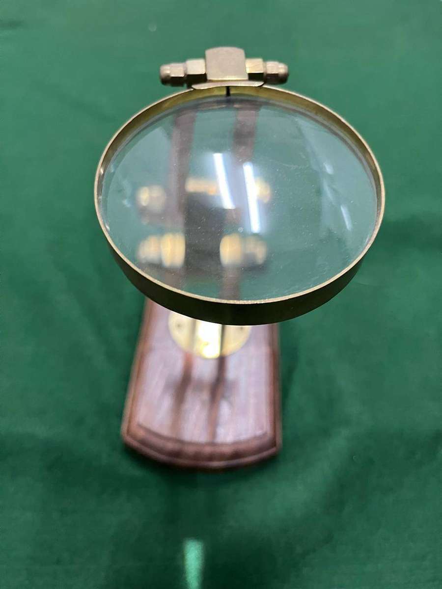 Old Brass Standing Magnifying Glass : Nice item - great condition