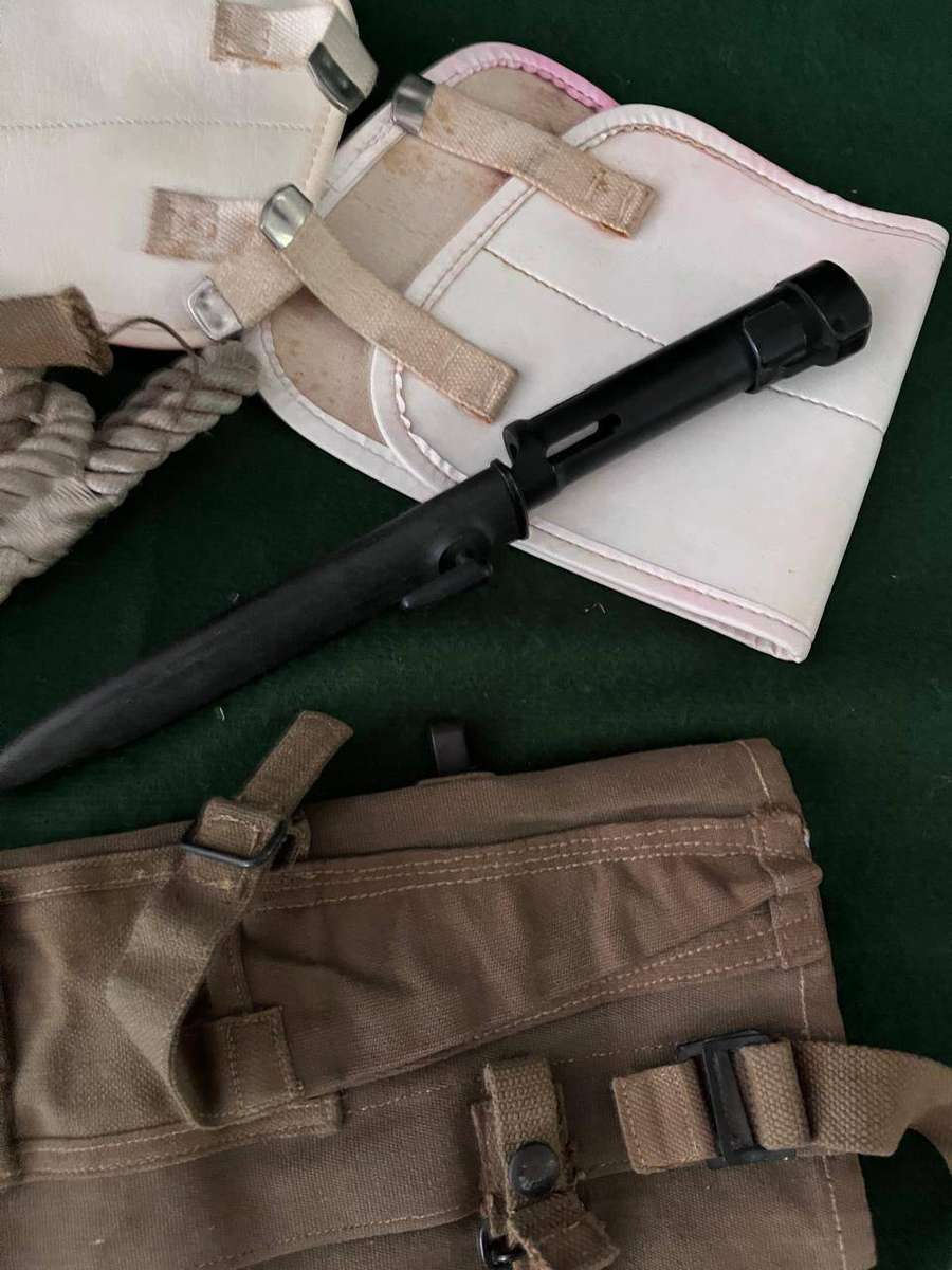 SADF Kit Job Lot : R4 Bayonet / Tokkel tou / other items - nice condition