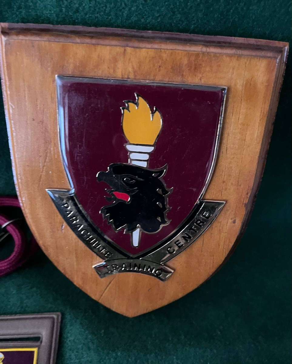 44 Para Battalion : Training Centre SANDF job lot
