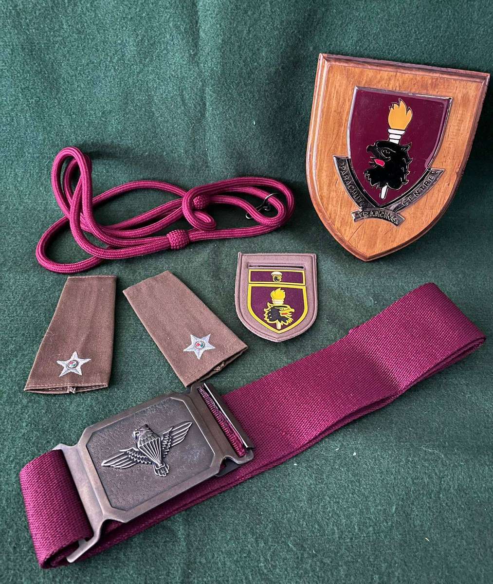 44 Para Battalion : Training Centre SANDF job lot