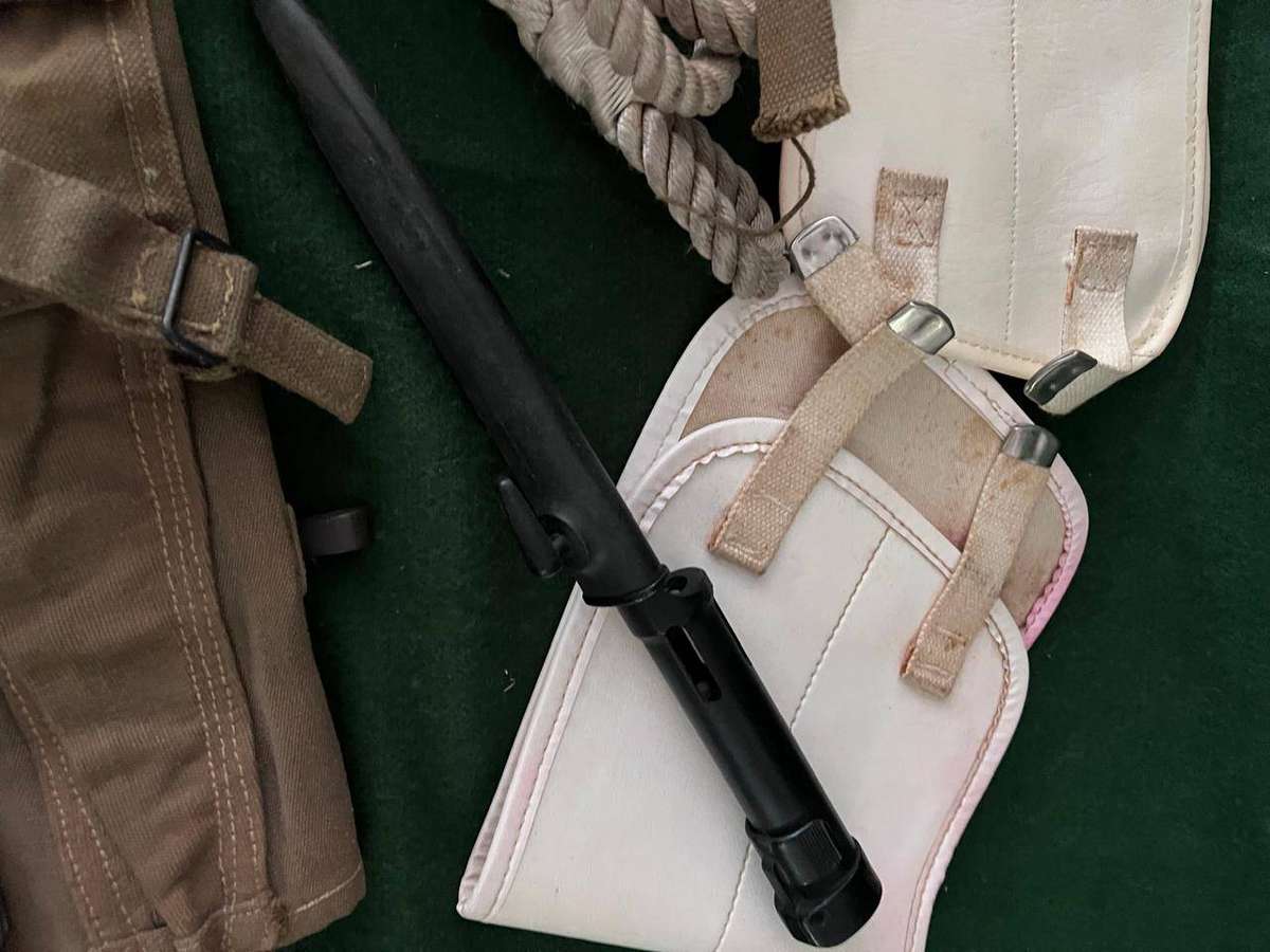 SADF Kit Job Lot : R4 Bayonet / Tokkel tou / other items - nice condition