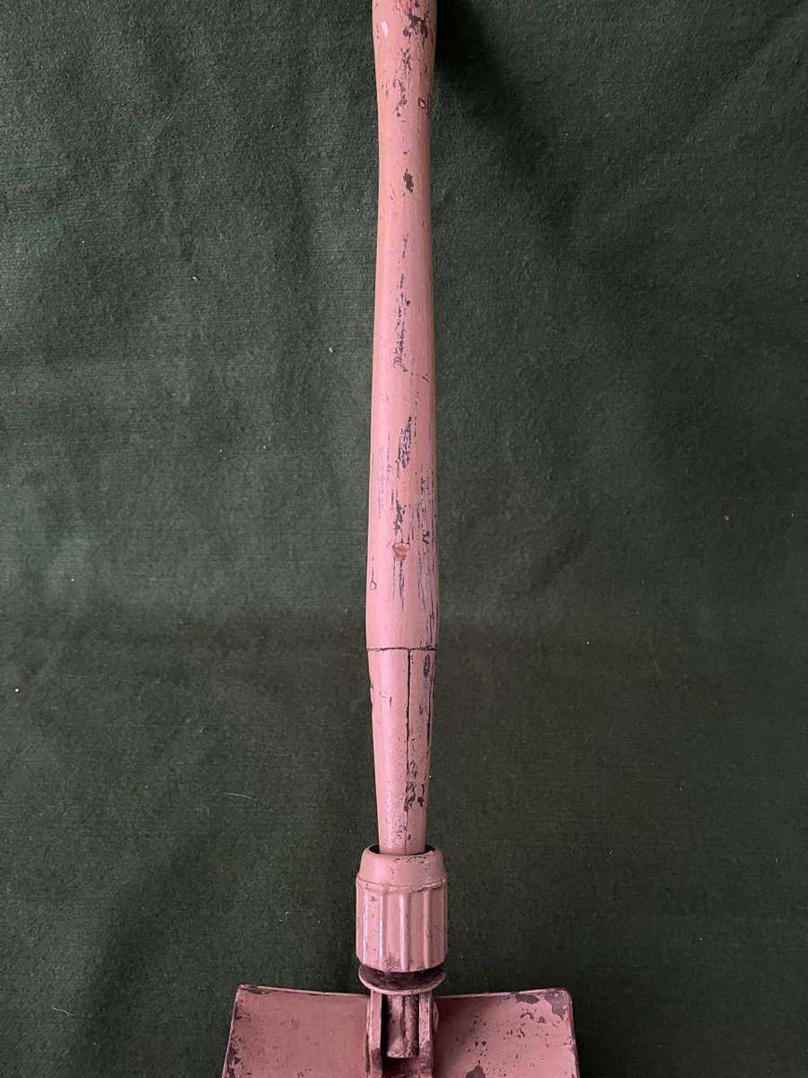 Us Marine Army Spade : Old Fold up pack spade - nice condition