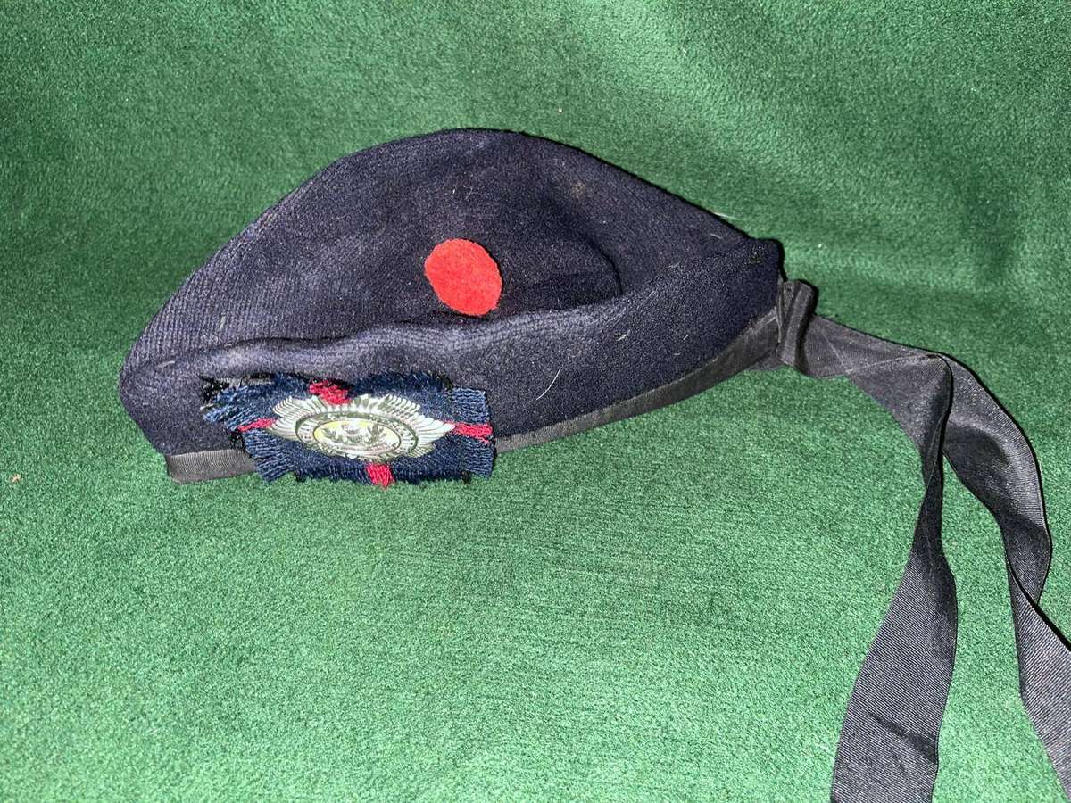 Transvaal Scottish Glengarry - scarce item - excellent condition