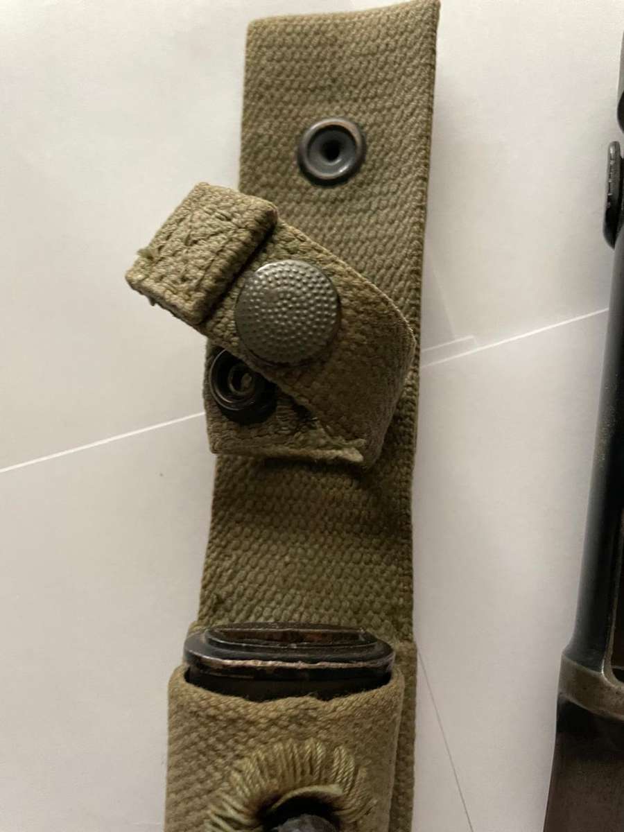 Bayonet R4 SANDF Era Bush war with webbing FOB - in really good condition