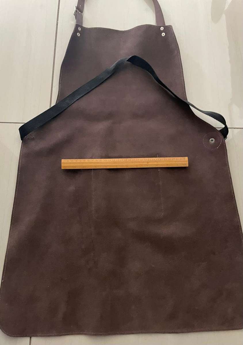 Apron : Leather : Brand New - very trendy