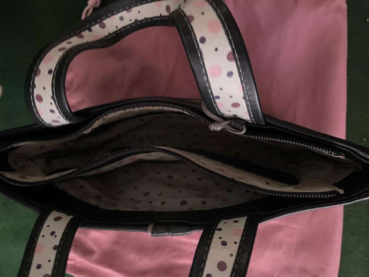 Leather Handbag - it is a Radley - in Excellent condition - VERY TRENDY