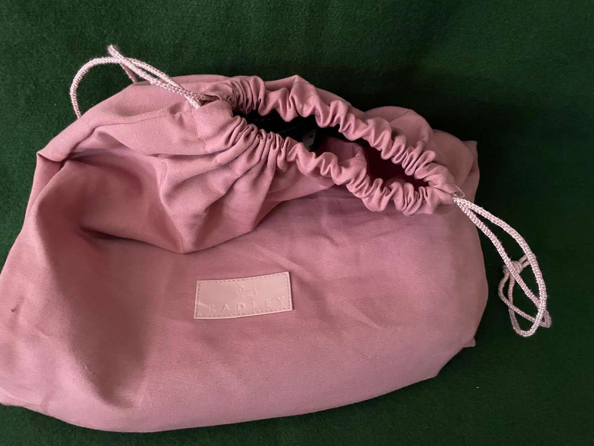 Leather Handbag - it is a Radley - in Excellent condition - VERY TRENDY