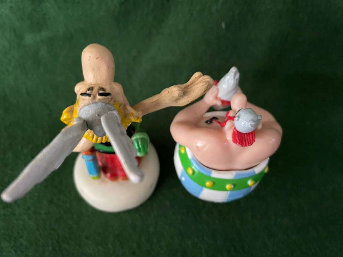 Vintage Asterix & Obelix Figurines : Two Figurines : Both items are Scarce
