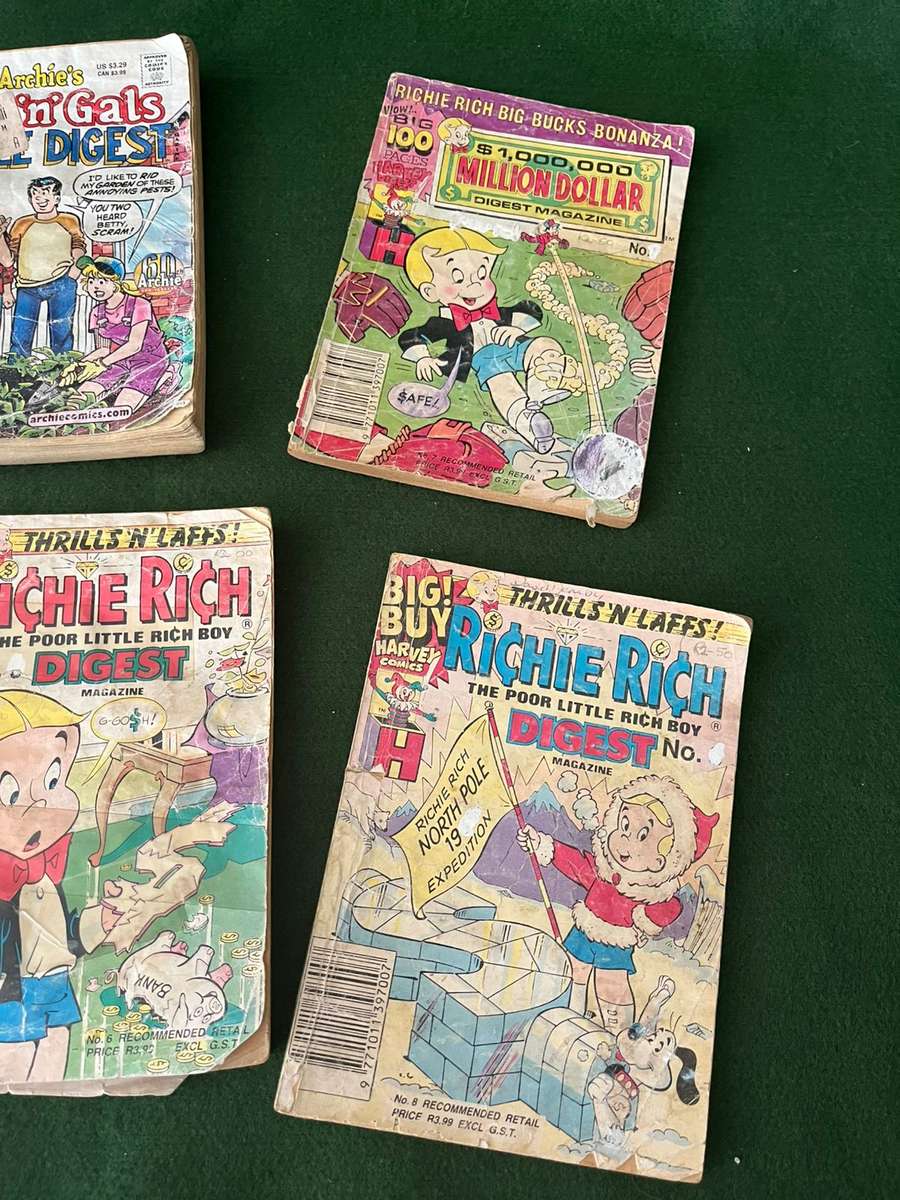 Comics : Archie & Jughead / Richie Rich comics - these are a blast from the past - good condition
