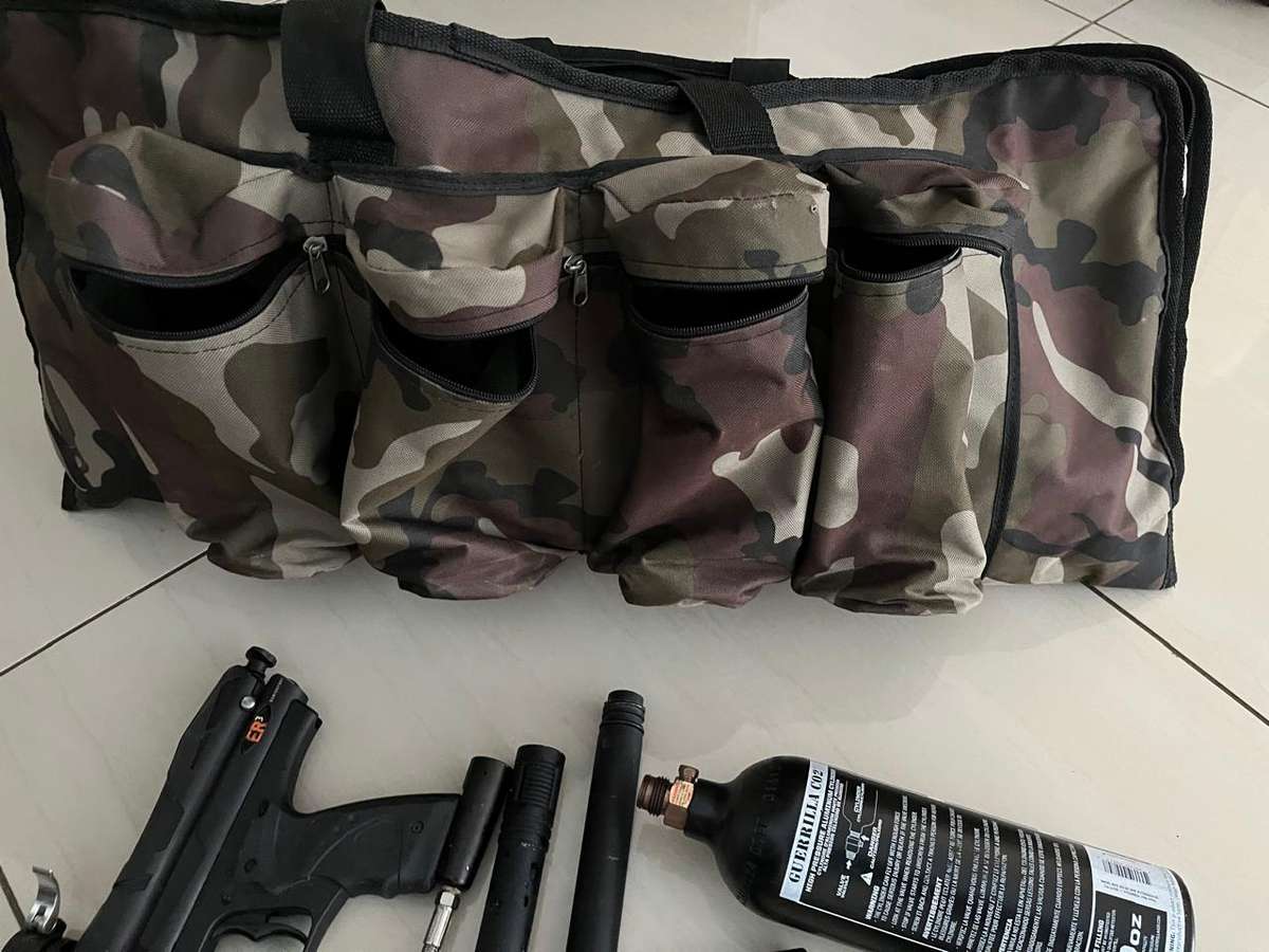 Paintball Job Lot : Bag hold all / Paintball gun / 2 x C02 cylinders / lots of bullets and other
