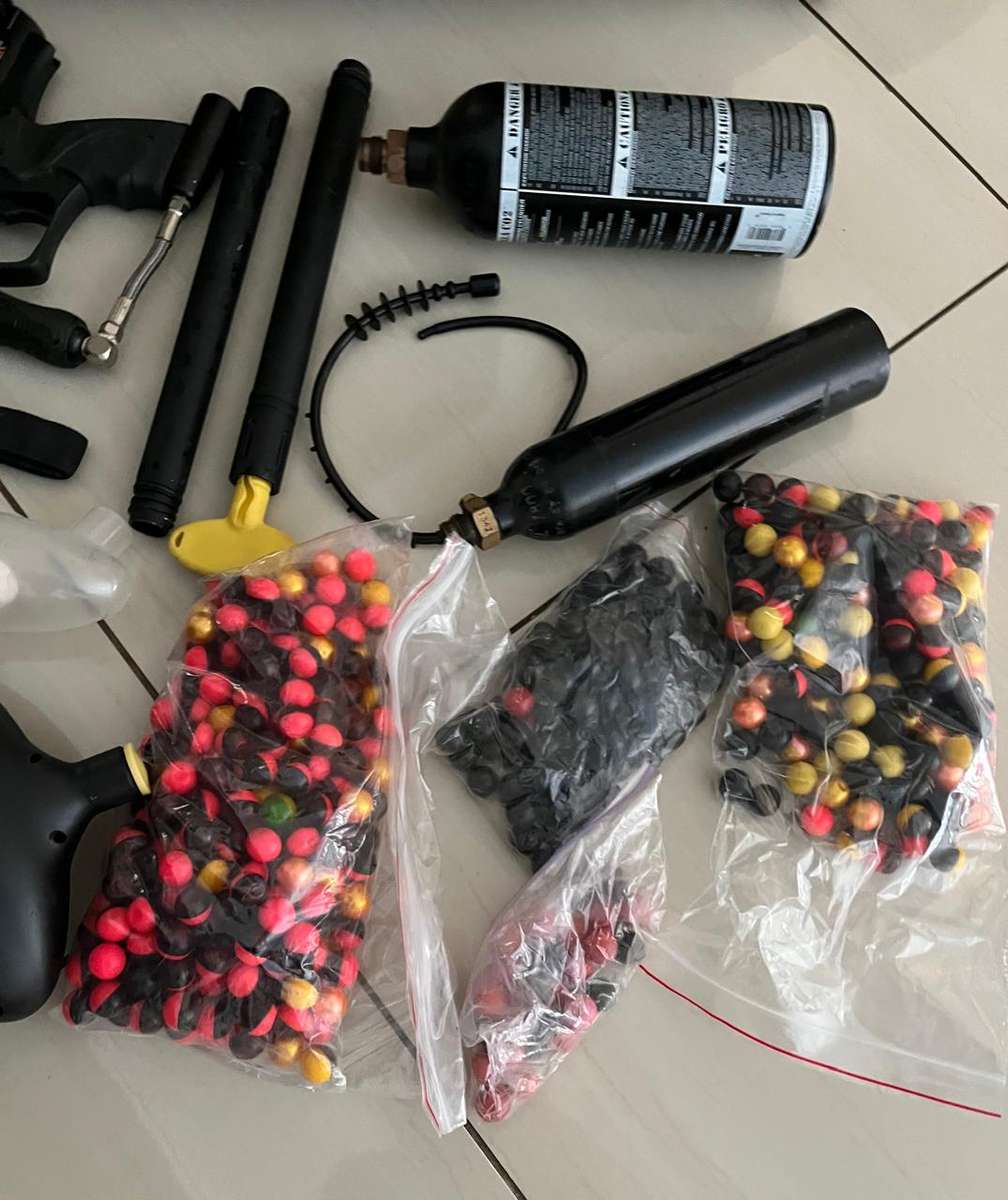 Paintball Job Lot : Bag hold all / Paintball gun / 2 x C02 cylinders / lots of bullets and other