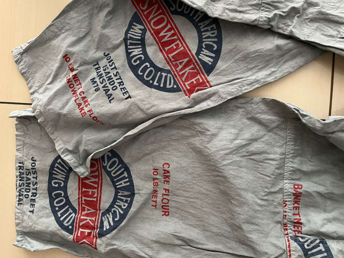 Snowflake Cargo Pants - Size XXL, Grey Color