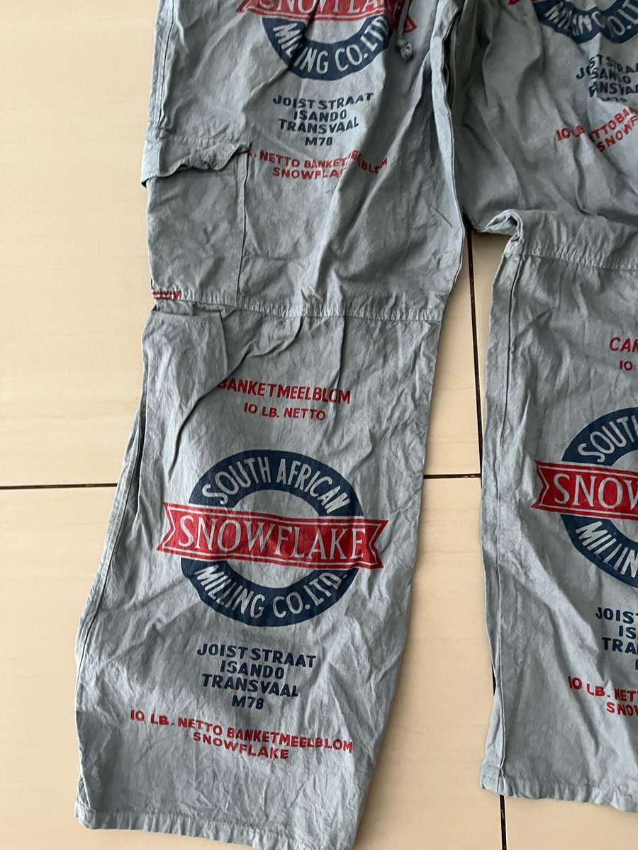 Snowflake Cargo Pants - Size XXL, Grey Color