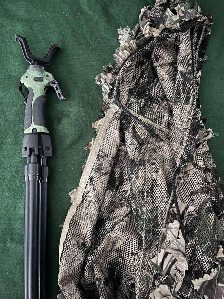 Shooting stick : Ram trigger Stick gen 3 plus Sniper mesh Camo Jacket : - nice condition